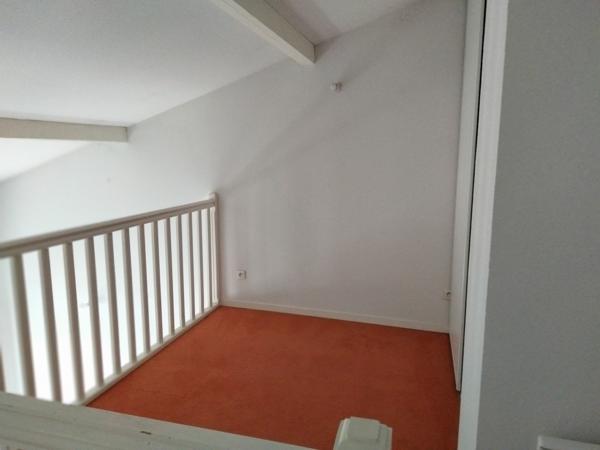 DUPLEX à louer à Eysses