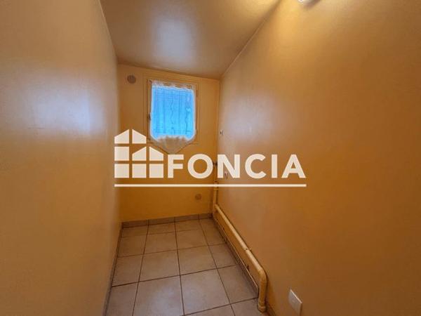 Location Maison 3 pièces 56.2 m² - 143 RUE DE LA REPUBLIQUE Oissel 76350