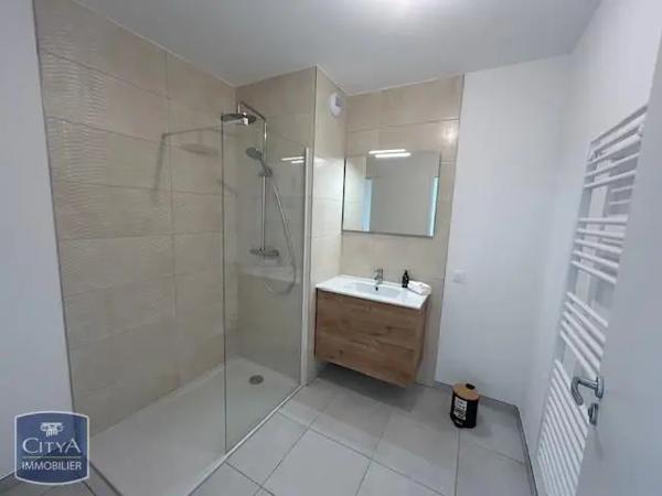 Appartement à louer 3 pièces 69.56m²