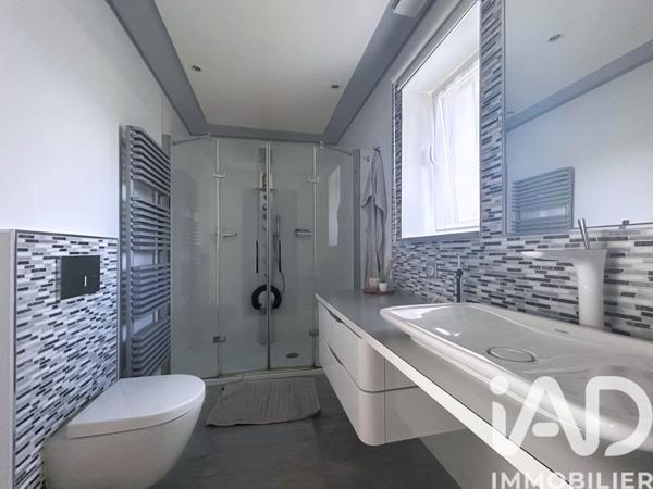 Maison à vendre 10 pièces 400 m² Breuil-Bois-Robert