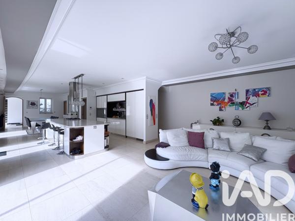 Maison à vendre 10 pièces 400 m² Breuil-Bois-Robert