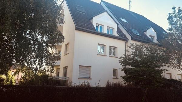 Lumineux 3 pièces terrasse cave en étage belle copropriété STOCKFELD