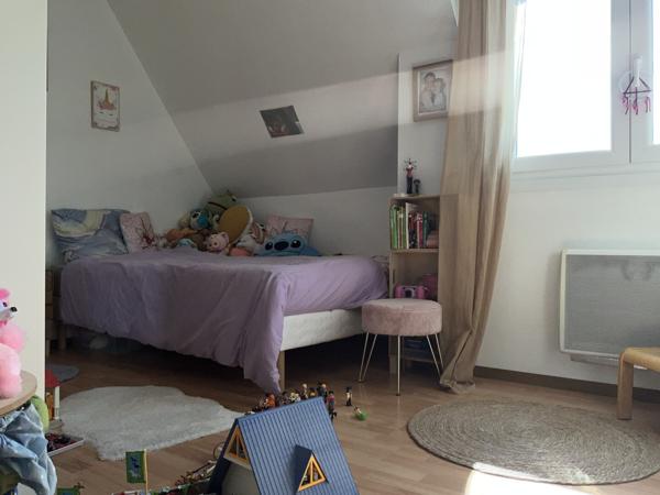 Lumineux 3 pièces terrasse cave en étage belle copropriété STOCKFELD