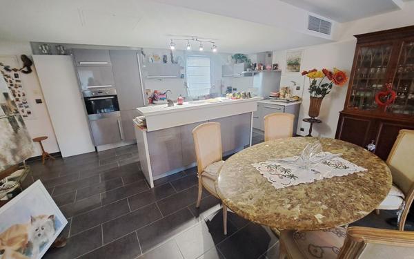 Appartement à vendre    4 pièces • 104 m2 Six-Fours-les-Plages