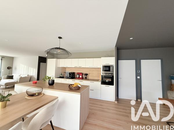 Maison à vendre 5 pièces 150 m² Chaspuzac