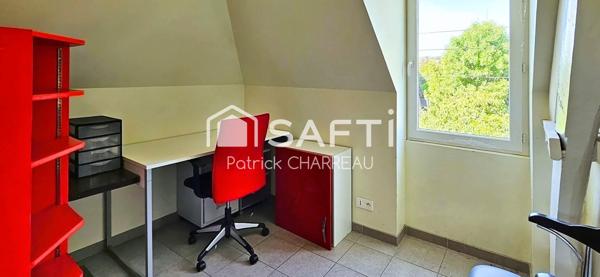 Immeuble professionnel - 3 niveaux - 210 m²