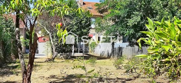 Immeuble professionnel - 3 niveaux - 210 m²