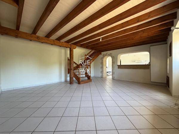 79400 AUGE Maison Auge 153.69 m2
