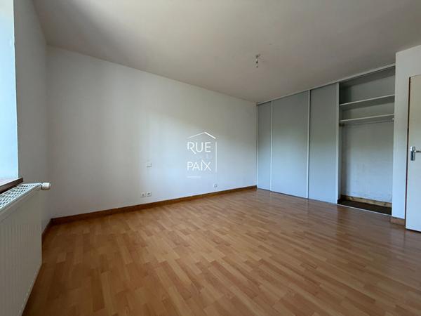 79400 AUGE Maison Auge 153.69 m2