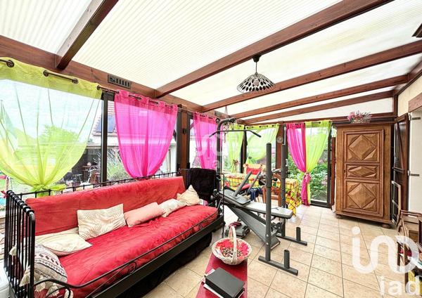 Maison 6 pièces de 140 m² à Montmirail (51210)