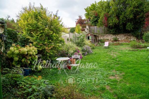 Maison de charme au calme beau jardin véranda rare