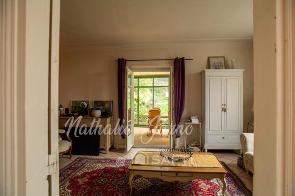 Maison de charme au calme beau jardin véranda rare