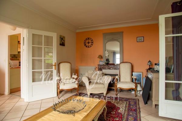 Maison de charme au calme beau jardin véranda rare