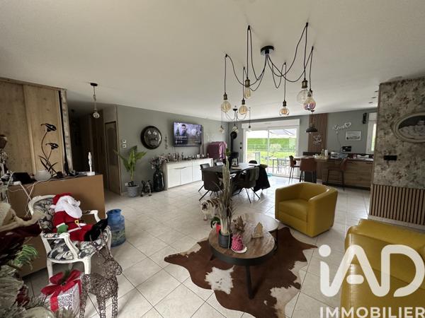 Maison à vendre 6 pièces 140 m² Sainte-Lizaigne