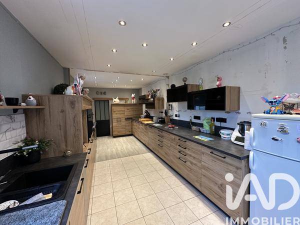 Maison à vendre 6 pièces 140 m² Sainte-Lizaigne