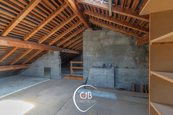 Saint-Alban-Leysse – Maison avec 2 logements et fort potentiel locatif