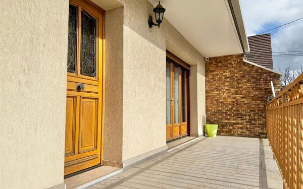 Maison à vendre    7 pièces • 177 m2 Morangis