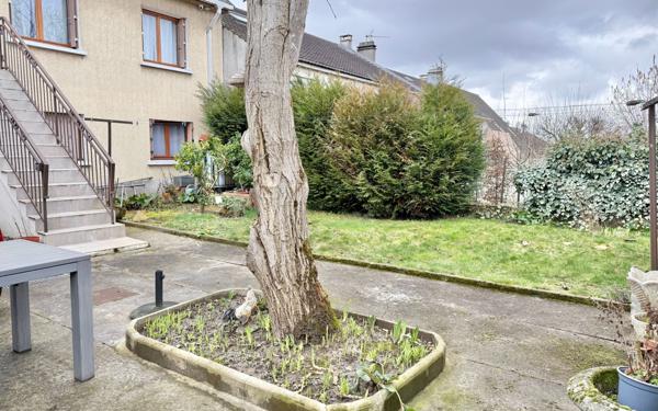 Maison à vendre    7 pièces • 177 m2 Morangis