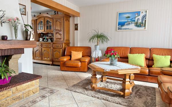 Maison à vendre    7 pièces • 177 m2 Morangis