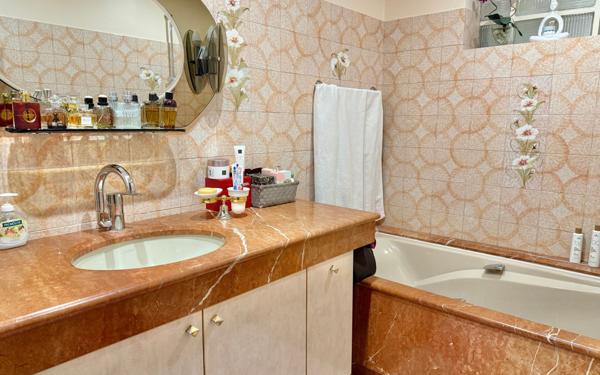 Maison à vendre    7 pièces • 177 m2 Morangis