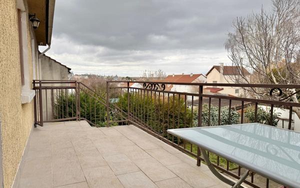 Maison à vendre    7 pièces • 177 m2 Morangis