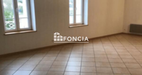 Location Appartement 3 pièces 88.61 m² - ÉTampes 91150
