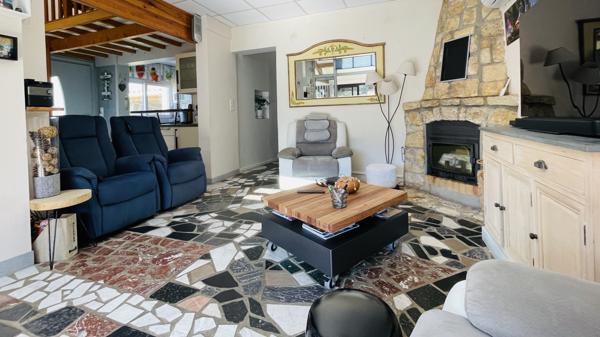 Maison
         4 pièces
        - 110 m² Exclusivité 394 000 €*