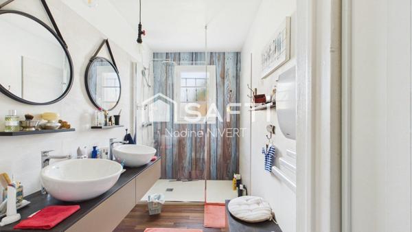 Maison plain-pied 155M2, 5 chambres, Piscine, Terrain 1000M2