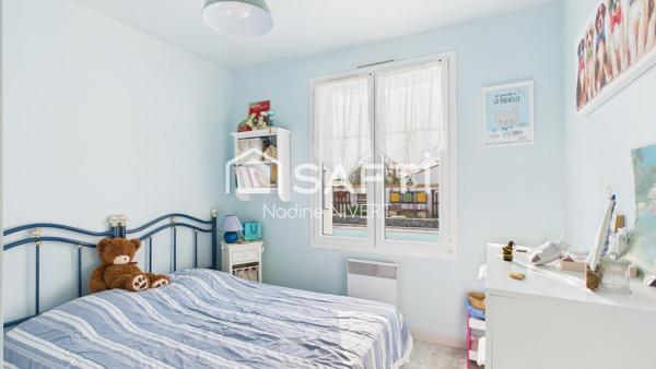 Maison plain-pied 155M2, 5 chambres, Piscine, Terrain 1000M2