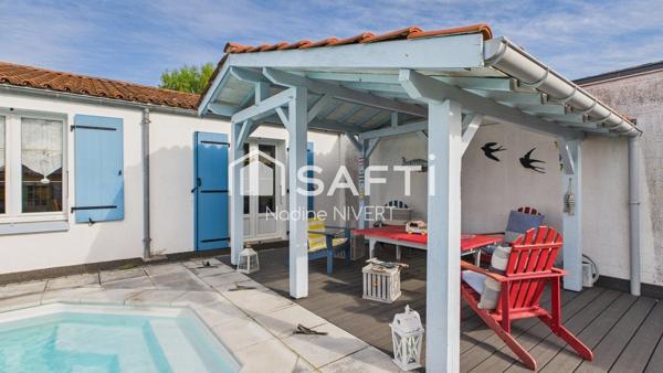 Maison plain-pied 155M2, 5 chambres, Piscine, Terrain 1000M2