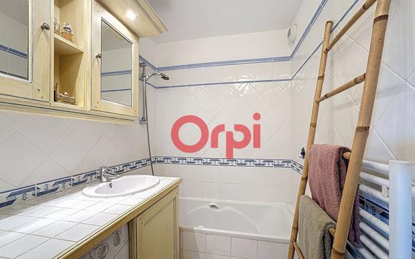 Appartement à vendre    4 pièces • 70,49 m2 Sainte-Maxime