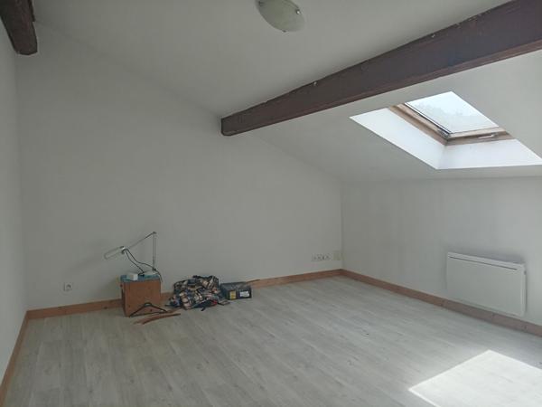 APPARTEMENT 3 PIECES  DUPLEX CAVE, TERRAIN PRIVATIF  + PARKING