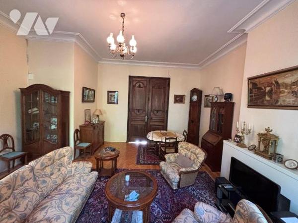 Bien d'exception - Vue sur le Parc Bordelais - Terrasse et balcon - Fort potentiel

Situé dan...