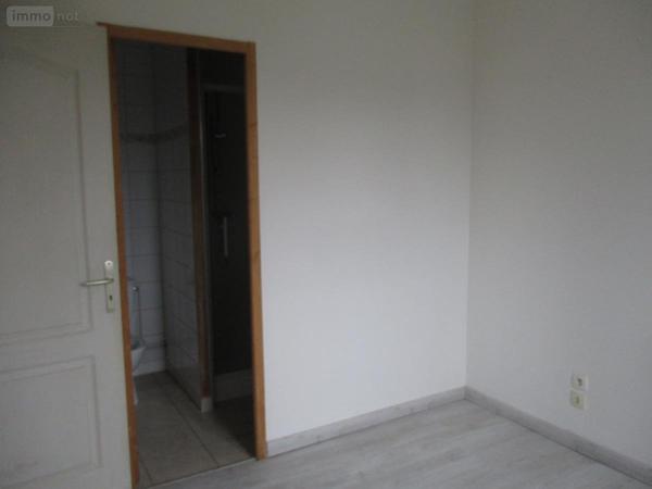 Appartement à louer à Brionne dans l'Eure (27800), ref : 27049-L180