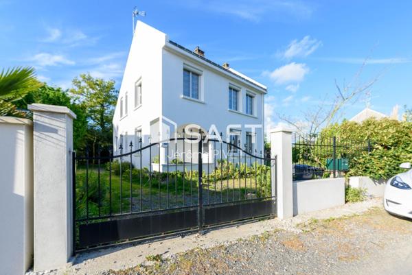 Beaucoup de charme pour cette maison à deux pas du centre ville