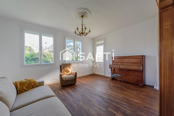 Beaucoup de charme pour cette maison à deux pas du centre ville