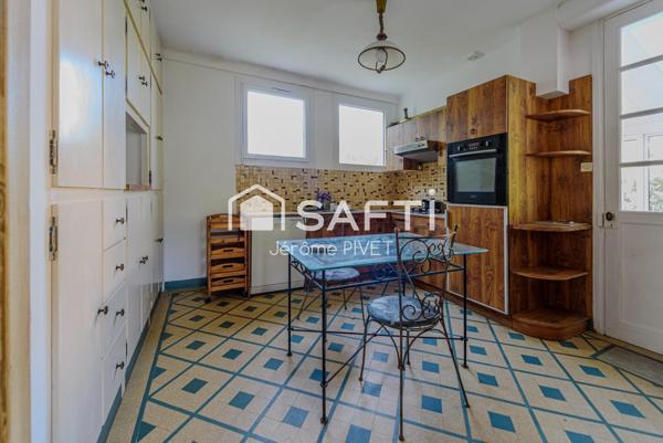 Beaucoup de charme pour cette maison à deux pas du centre ville