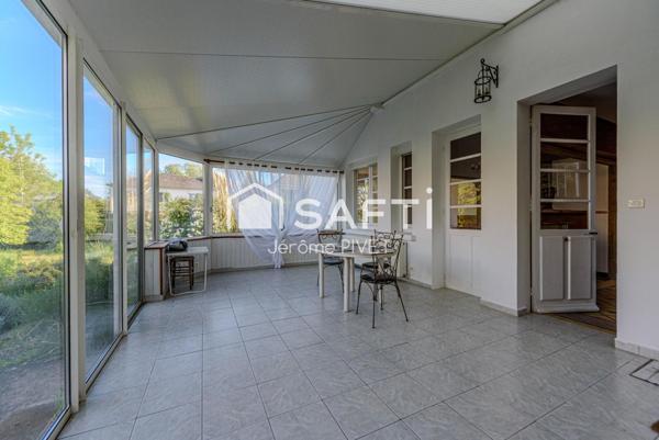 Beaucoup de charme pour cette maison à deux pas du centre ville