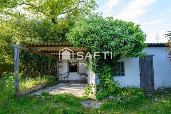Beaucoup de charme pour cette maison à deux pas du centre ville