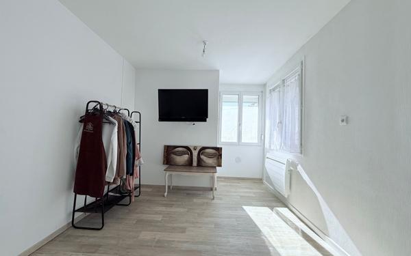 Maison à vendre    3 pièces •  Guise