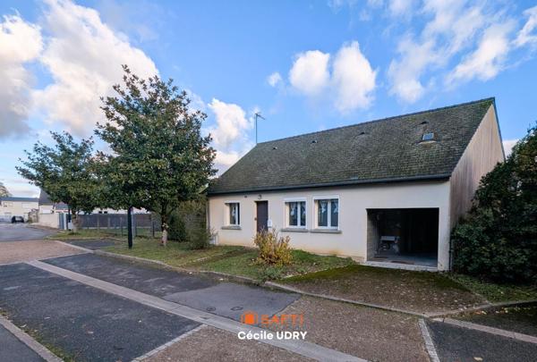 Maison de plain pied dans le bourg de Parçay-Meslay