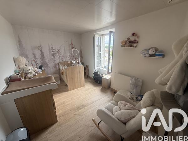 Maison à vendre 5 pièces 175 m² Saint-Aubin-le-Cloud
