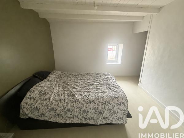 Maison à vendre 5 pièces 175 m² Saint-Aubin-le-Cloud