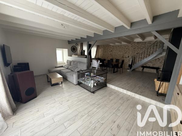 Maison à vendre 5 pièces 175 m² Saint-Aubin-le-Cloud