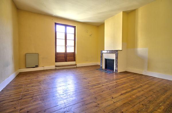AGEN - Quartier Palissy - Maison de ville de 86m² habitables avec 2 chambres et jardin