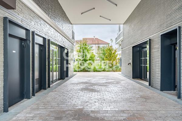Appartement Asnieres Sur Seine 2 pièces avec terrasse et parking