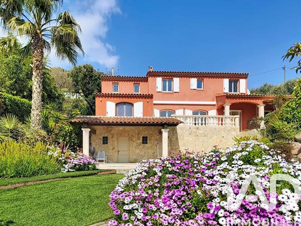 Maison à vendre 6 pièces 160 m² Les Adrets-de-l'Estérel