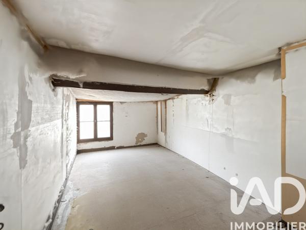 Immeuble à vendre 185 m² Nemours