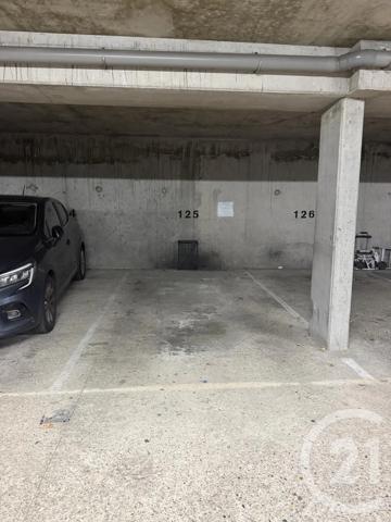 Parking à vendre  10 m 2   LA PLAINE ST DENIS  - 93