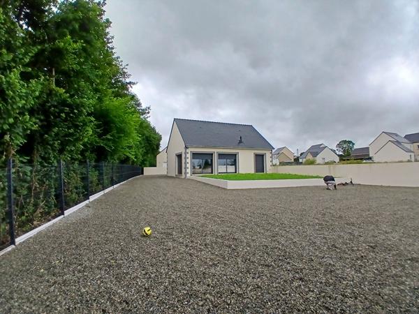 PLAIN PIED 3 CHAMBRES 118M2 A GRENOUX